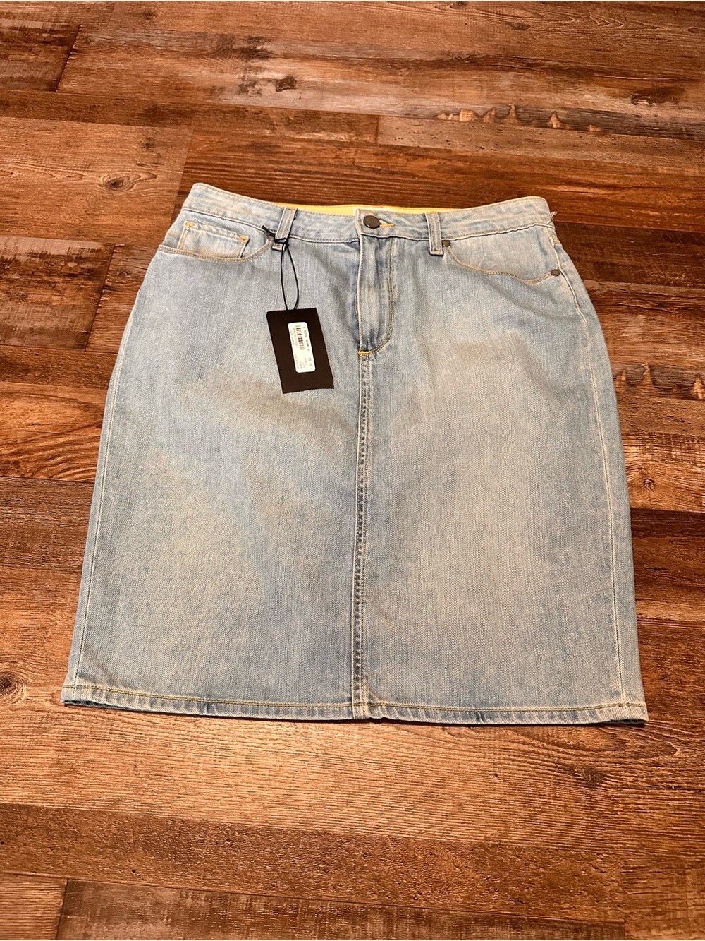 NWT Paige Light Wash Denim Pencil Skirt